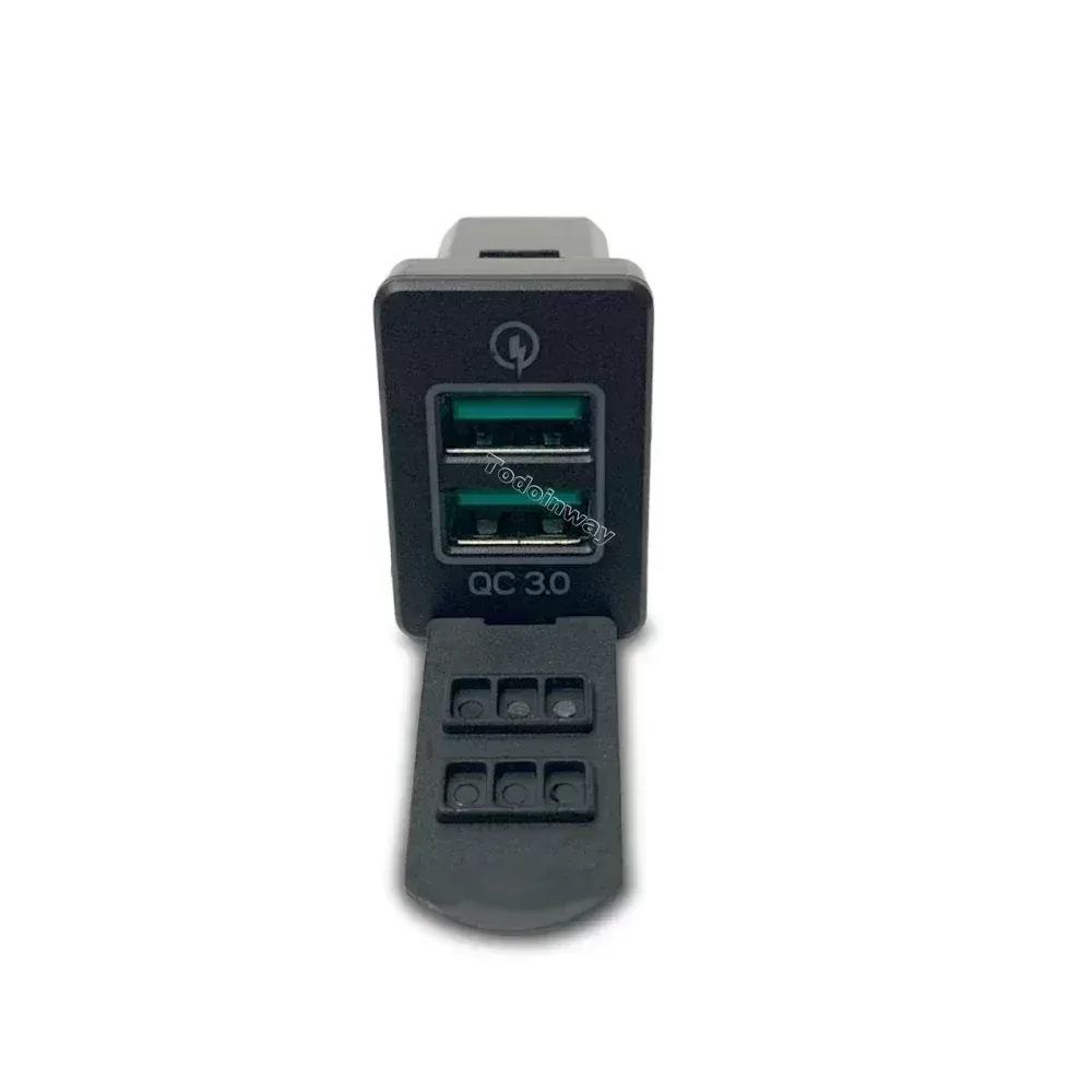 מטען USB מהיר לרכב עם LED QC 3.0 - תמונה 4